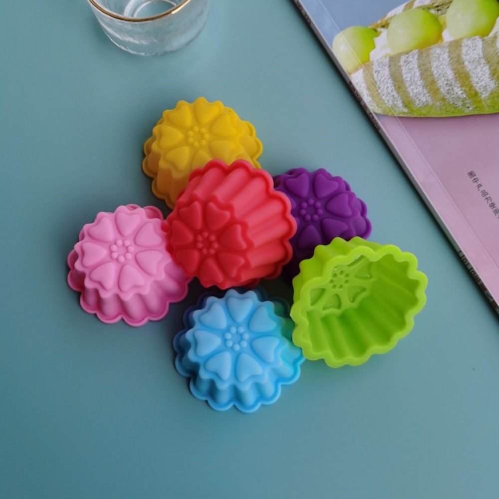 Soap Making Name - Sevimli 5cm Çiçek Silikon Kek Kalıbı